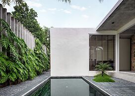 Serene Vita Retreat