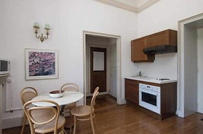 Stay at the Chateau- Studio 2P- With Pool and Park