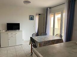Apartment for 3 in Valras Center