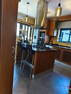 Esposende Charming Villa With Garden