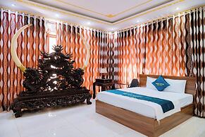 Sky 2 Hotel