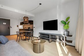 Strand Hotel Apartments