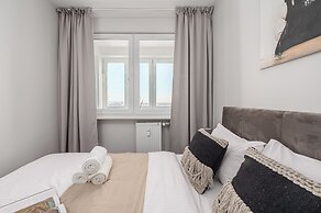 Lumina premium apartment with city view