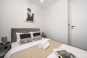 Lumina premium apartment with city view