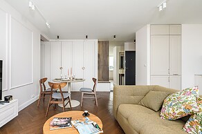 Premium Lumina apartment with parking