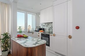 Lumina premium apartment with city view