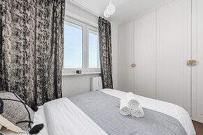 Lumina premium apartment with city view