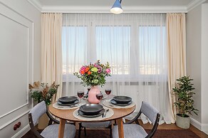 Lumina premium apartment with city view