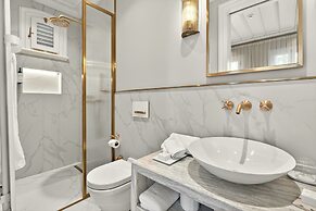 Arbor Hotel - Signature Collection