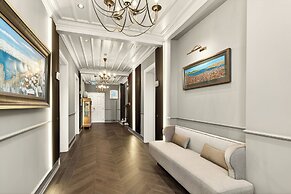 Arbor Hotel - Signature Collection
