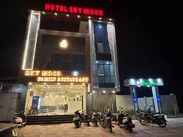 Hotel Sky Moon