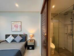 Mountain View Pool Villa in Kamala