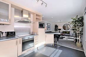 Spacious 3 Bed in Aberdeen's Westend