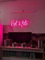 Hotel Rest and Bite