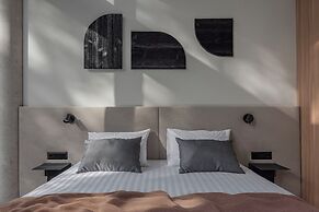Lajos Hotel