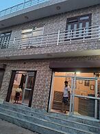 Maa Saraswati Atithi Bhavan