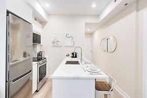 Mont Royal Suites