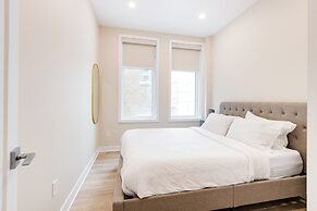 Mont Royal Suites
