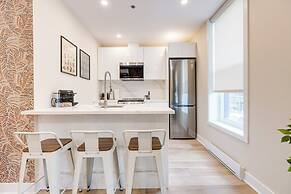Mont Royal Suites