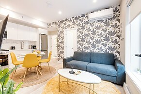 Mont Royal Suites