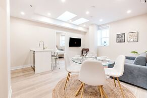 Mont Royal Suites