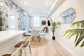 Mont Royal Suites