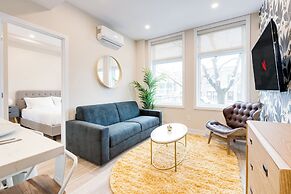 Mont Royal Suites