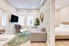 Mont Royal Suites