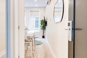 Mont Royal Suites