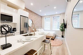 Mont Royal Suites