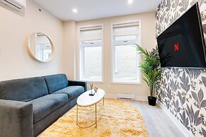 Mont Royal Suites