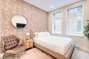Mont Royal Suites