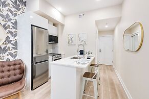 Mont Royal Suites