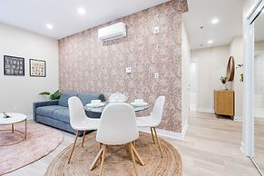 Mont Royal Suites