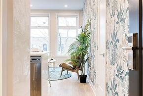 Mont Royal Suites