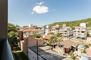 Elus - Building With Rooftop Pool 350m From the Beach!