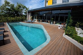 Liwe Hotels