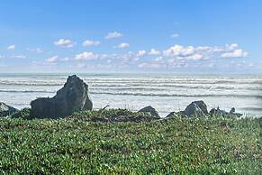 Crescent Beach Motel