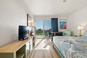 Crescent Beach Motel