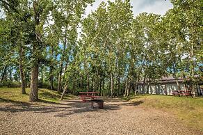 Cozy Safari Tent at Prairie Junction