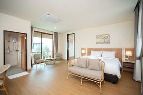 Natural Beach Resort