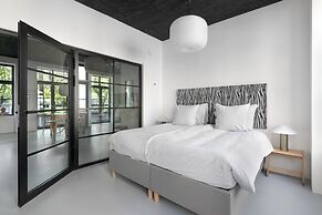 No.186 apartments by Daniel&Jacob's