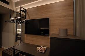 East Five Hotel