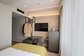 East Five Hotel