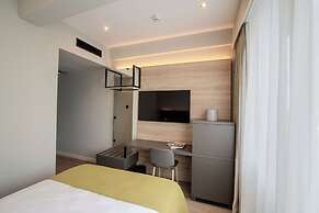 East Five Hotel