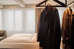 East Five Hotel
