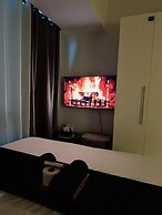 Stunning 42nd Floor Apt With Netflix