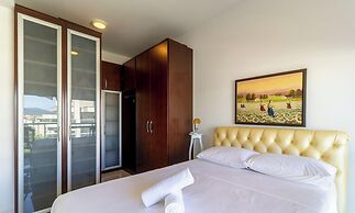 Atico C/jacuzzi en Cond Frente al Mar Vic0401