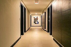 Studio in Condominium With Pool 700m Beach Sti210