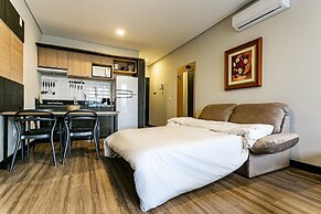 New Studio Well Located 750m From the Beach Sti209